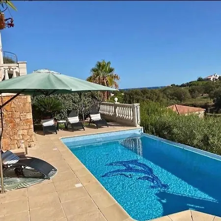 Soleil - Vue Et Montagne - Piscine Privee, Tennis, Acces A Pied *
