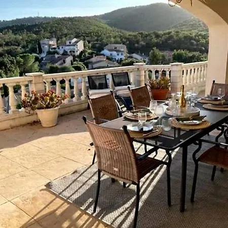Villa Soleil - Vue Et Montagne - Piscine Privee, Tennis, Acces A Pied *