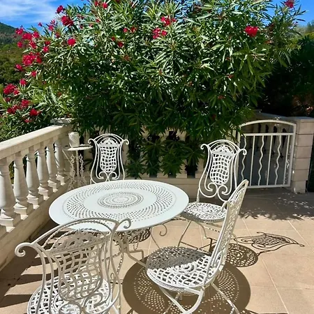 Villa Soleil - Vue Et Montagne - Piscine Privée, Tennis, Accès à Pied Roquebrune-sur Argens